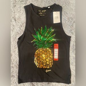 Tank top: Brand Guess